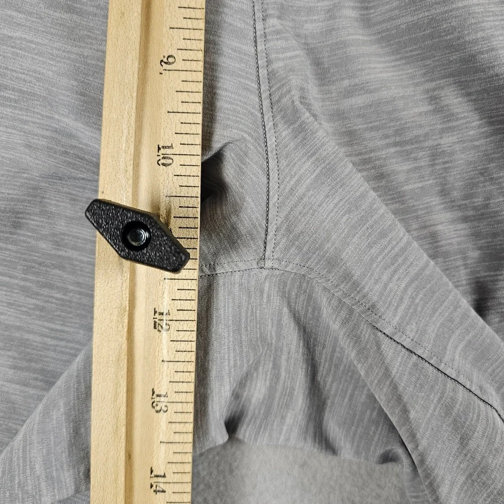 Lululemon Pace Breaker Shorts Linerless Mens Extra Large Gray 9